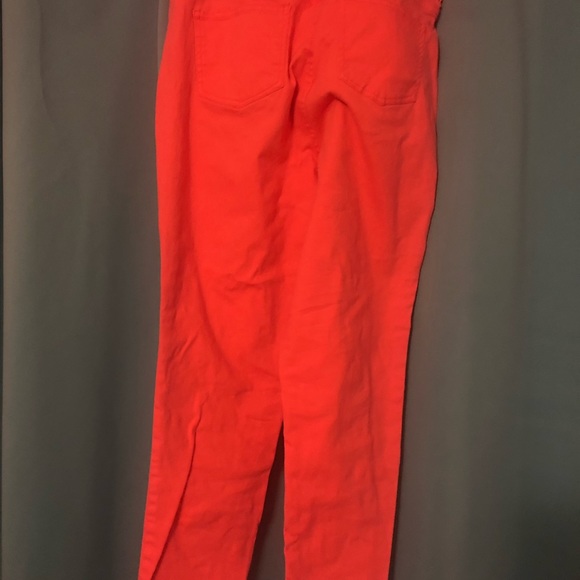 Capris - Picture 2 of 3